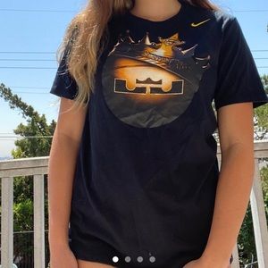 Nike t shirt